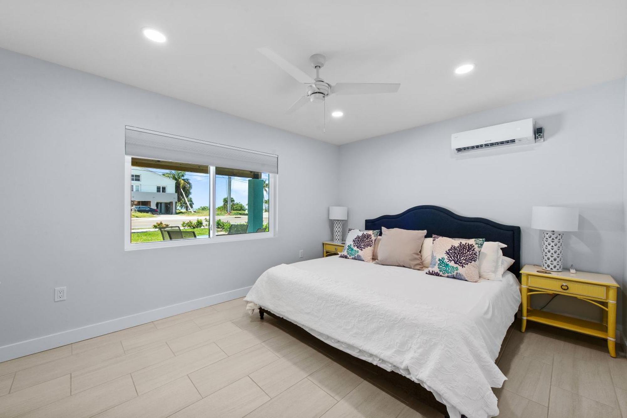 Heated Pool Home Steps To The Beach フォートマイヤーズビーチ エクステリア 写真
